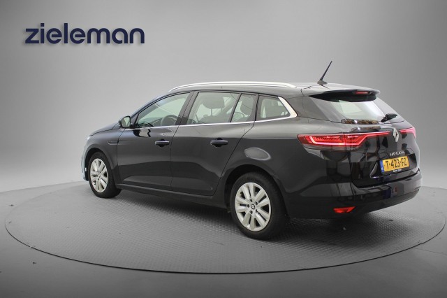RENAULT MEGANE Estate 1.3 TCe 140 PK Equilibre - Carplay, Digitaal Cockpit, Clima, Cruise, Autobedrijf Zieleman, Nieuwleusen