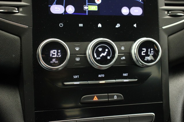 RENAULT MEGANE Estate 1.3 TCe 140 PK Equilibre - Carplay, Digitaal Cockpit, Clima, Cruise, Autobedrijf Zieleman, Nieuwleusen