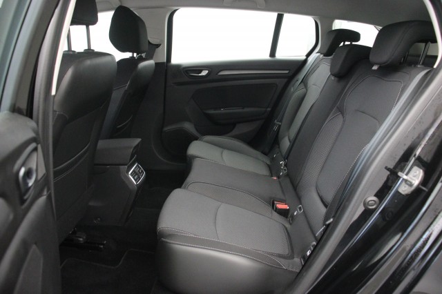 RENAULT MEGANE Estate 1.3 TCe 140 PK Equilibre - Carplay, Digitaal Cockpit, Clima, Cruise, Autobedrijf Zieleman, Nieuwleusen