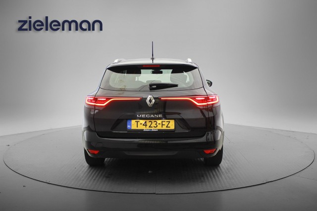 RENAULT MEGANE Estate 1.3 TCe 140 PK Equilibre - Carplay, Digitaal Cockpit, Clima, Cruise, Autobedrijf Zieleman, Nieuwleusen