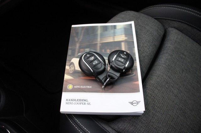 MINI MINI ELECTRIC Essential 33 kWh - , Autobedrijf Zieleman, Nieuwleusen