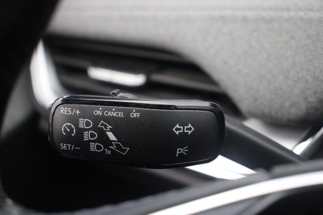 SKODA ENYAQ 60 - Carplay, Stoelverwaming, Cruise, Autobedrijf Zieleman, Nieuwleusen