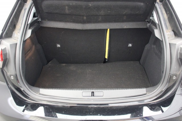 OPEL CORSA 1.2 GS Line 102 PK - Carplay, Cruise , Autobedrijf Zieleman, Nieuwleusen