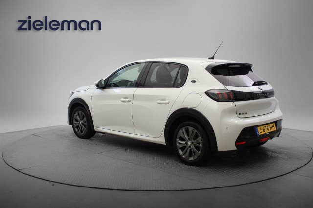 PEUGEOT E-208 Allure 50 kWh - Digital Cockpit, Carplay, Half Leer, Camera, Autobedrijf Zieleman, Nieuwleusen