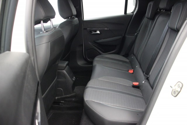 PEUGEOT E-208 Allure 50 kWh - Digital Cockpit, Carplay, Half Leer, Camera, Autobedrijf Zieleman, Nieuwleusen