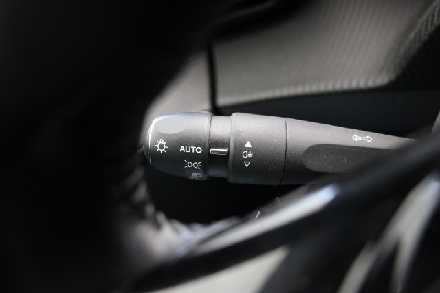 PEUGEOT E-208 Allure 50 kWh - Digital Cockpit, Carplay, Half Leer, Camera, Autobedrijf Zieleman, Nieuwleusen