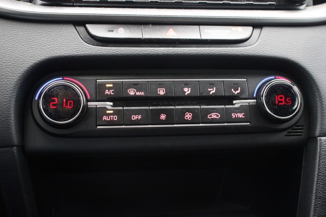 KIA CEED Sportswagen 1.0 T-GDi MHEV DynamicLine Automaat - Carplay, Navi, Cruise, Clima, Camera, Autobedrijf Zieleman, Nieuwleus