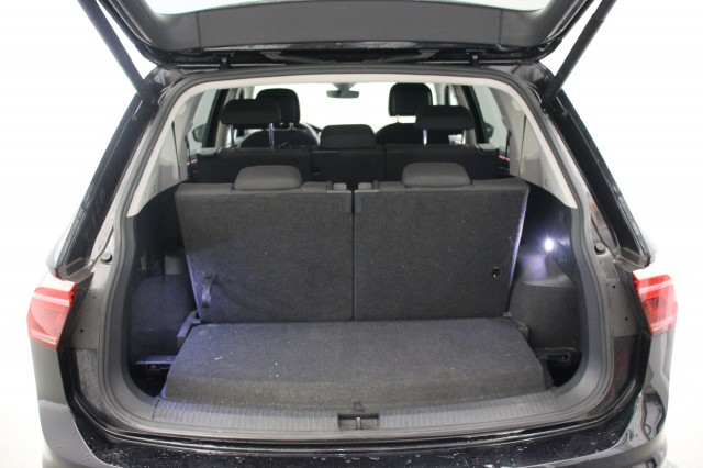 VOLKSWAGEN TIGUAN ALLSPACE 1.5 TSI Elegance 7 Persoons Automaat - , Autobedrijf Zieleman, Nieuwleusen