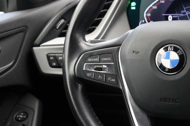 BMW 1-SERIE 116d Business Edition Automaat - Navi, Trekhaak afn. , Autobedrijf Zieleman, Nieuwleusen