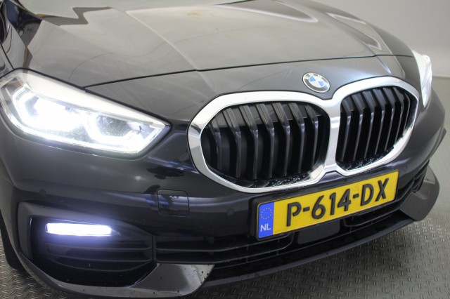 BMW 1-SERIE 116d Business Edition Automaat - Navi, Trekhaak afn. , Autobedrijf Zieleman, Nieuwleusen