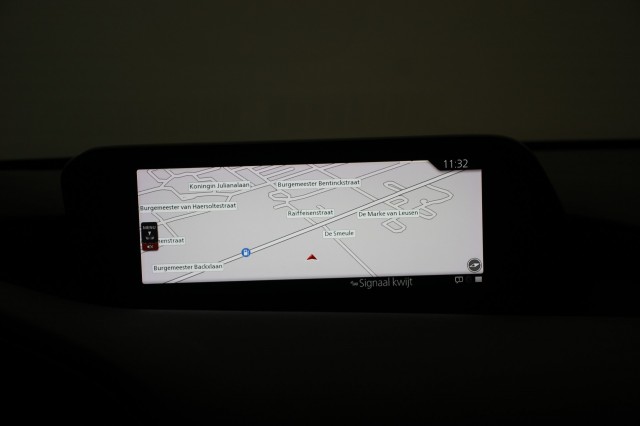 MAZDA 3 2.0 e-SkyActiv-G M Hybrid Comfort - Carplay, Camera, stoelverw., Autobedrijf Zieleman, Nieuwleusen