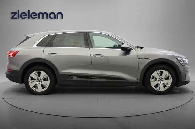 AUDI E-TRON 55 quattro edition 95 kWh - Navi, Clima, Cruise, Autobedrijf Zieleman, Nieuwleusen