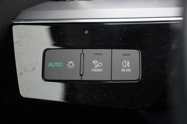 AUDI E-TRON 55 quattro edition 95 kWh - Navi, Clima, Cruise, Autobedrijf Zieleman, Nieuwleusen