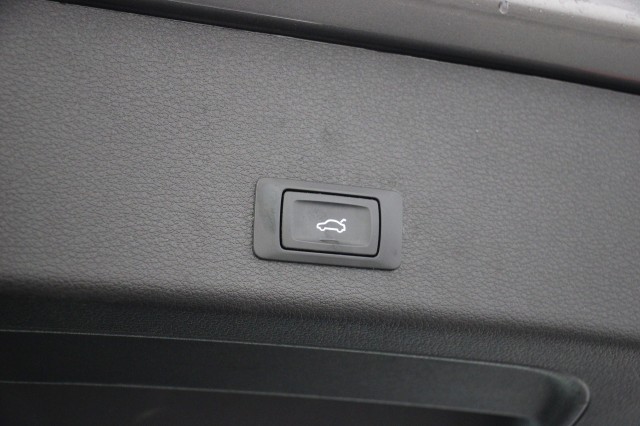 AUDI E-TRON 55 quattro edition 95 kWh - Navi, Clima, Cruise, Autobedrijf Zieleman, Nieuwleusen