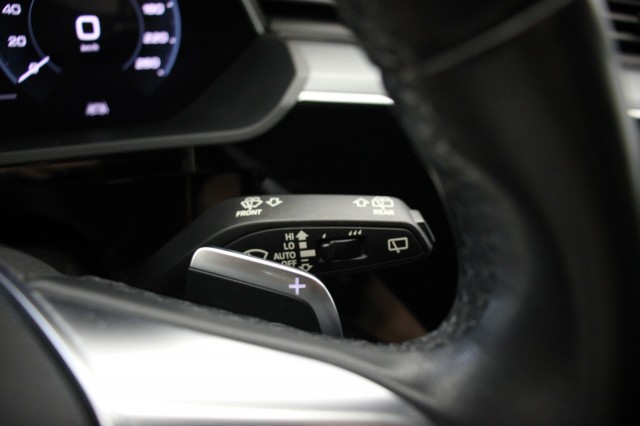 AUDI E-TRON 55 quattro edition 95 kWh - Navi, Clima, Cruise, Autobedrijf Zieleman, Nieuwleusen
