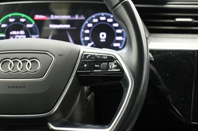 AUDI E-TRON 55 quattro edition 95 kWh - Navi, Clima, Cruise, Autobedrijf Zieleman, Nieuwleusen