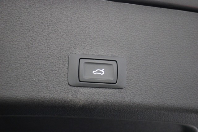AUDI E-TRON 55 quattro edition 95 kWh - Navi, Clima, Cruise, Autobedrijf Zieleman, Nieuwleusen
