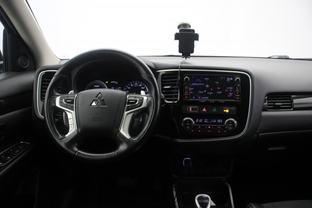 MITSUBISHI OUTLANDER 2.0 PHEV Business Edition - , Autobedrijf Zieleman, Nieuwleusen