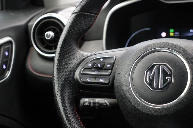 MG ZS Long Range Comfort 70 kWh - , Autobedrijf Zieleman, Nieuwleusen