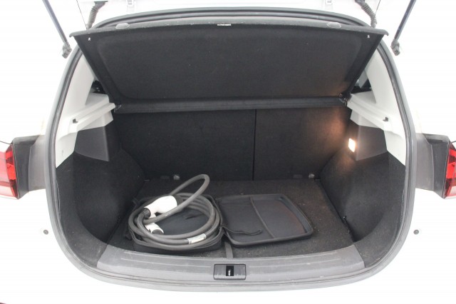 MG ZS Long Range Comfort 70 kWh - , Autobedrijf Zieleman, Nieuwleusen