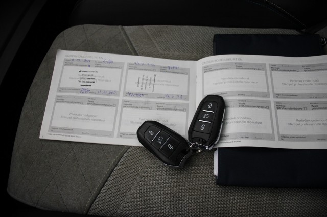 PEUGEOT E-2008 GT Pack 50 kWh - , Autobedrijf Zieleman, Nieuwleusen