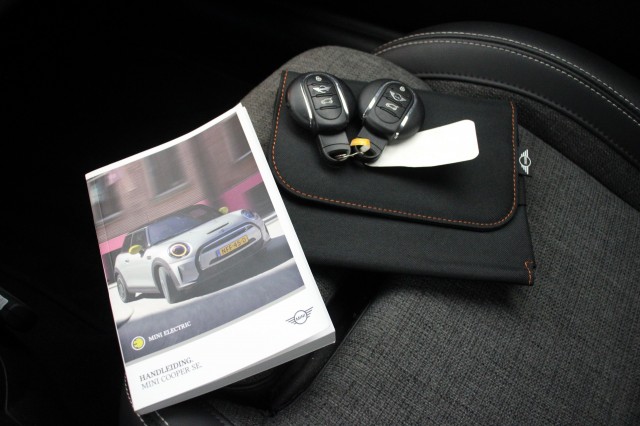 MINI MINI ELECTRIC Business Edition 33 kWh - , Autobedrijf Zieleman, Nieuwleusen