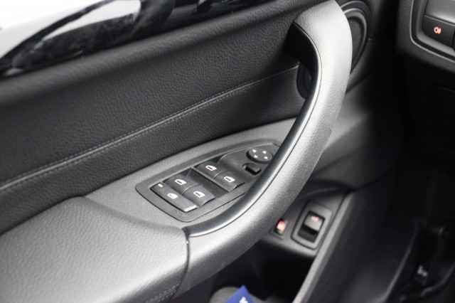 BMW X1 xDrive25e Business Edition Plus - , Autobedrijf Zieleman, Nieuwleusen