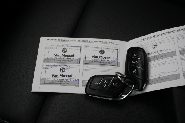 MG ZS Luxury 45 kWh - , Autobedrijf Zieleman, Nieuwleusen