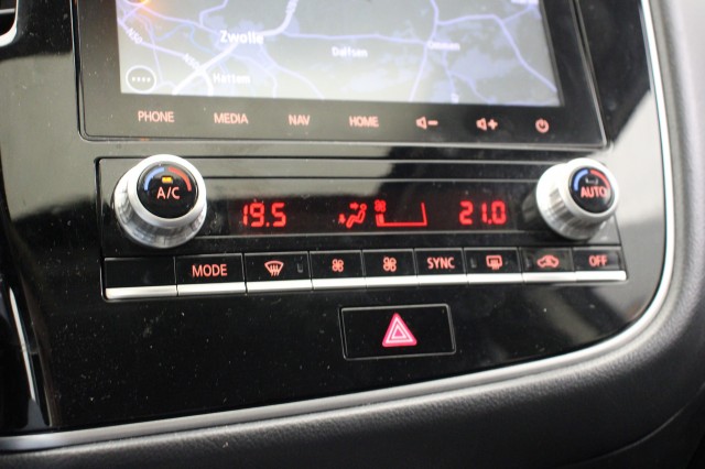 MITSUBISHI OUTLANDER 2.4 PHEV Intense+ - , Autobedrijf Zieleman, Nieuwleusen