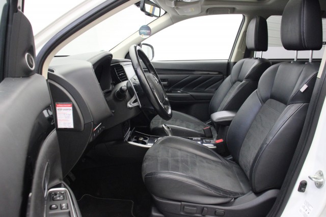 MITSUBISHI OUTLANDER 2.4 PHEV Intense+ - , Autobedrijf Zieleman, Nieuwleusen