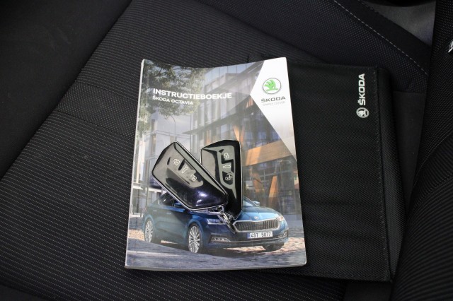 SKODA OCTAVIA 1.0 e-TSI Sport Business Automaat - , Autobedrijf Zieleman, Nieuwleusen