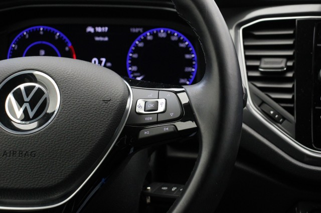 VOLKSWAGEN T-ROC 1.5 TSI Sport - Digitaal Cockpit, Carplay, Cruise, Clima, PDC, Trekhaak, Autobedrijf Zieleman, Nieuwleusen