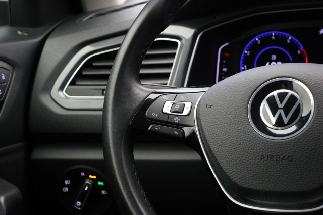 VOLKSWAGEN T-ROC 1.5 TSI Sport - Digitaal Cockpit, Carplay, Cruise, Clima, PDC, Trekhaak, Autobedrijf Zieleman, Nieuwleusen