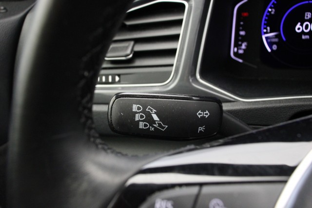 VOLKSWAGEN T-ROC 1.5 TSI Sport - Digitaal Cockpit, Carplay, Cruise, Clima, PDC, Trekhaak, Autobedrijf Zieleman, Nieuwleusen