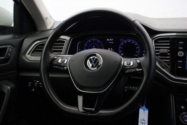 VOLKSWAGEN T-ROC 1.5 TSI Sport - Digitaal Cockpit, Carplay, Cruise, Clima, PDC, Trekhaak, Autobedrijf Zieleman, Nieuwleusen