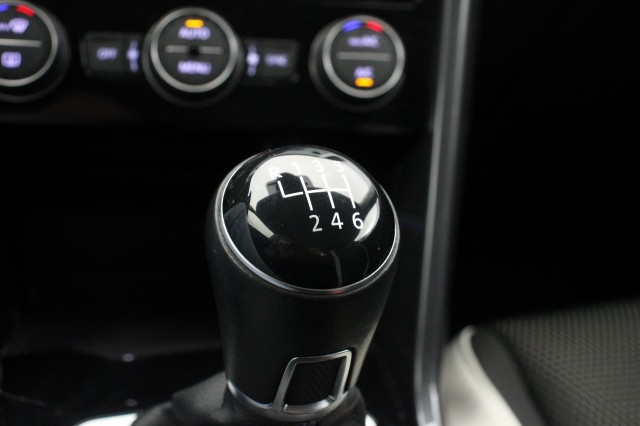 VOLKSWAGEN T-ROC 1.5 TSI Sport - Digitaal Cockpit, Carplay, Cruise, Clima, PDC, Trekhaak, Autobedrijf Zieleman, Nieuwleusen