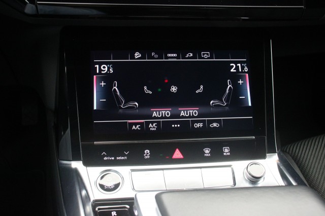 AUDI E-TRON 55 quattro edition 95 kWh - , Autobedrijf Zieleman, Nieuwleusen