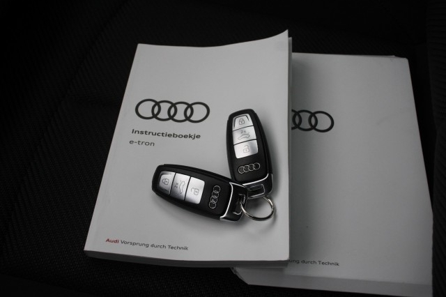 AUDI E-TRON 55 quattro edition 95 kWh - , Autobedrijf Zieleman, Nieuwleusen
