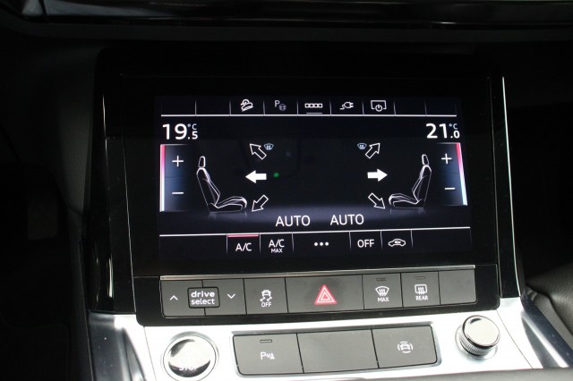 AUDI E-TRON 55 quattro edition 95 kWh - , Autobedrijf Zieleman, Nieuwleusen