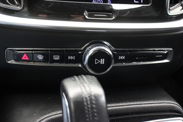 VOLVO V60 2.0 T6 Recharge AWD Business Pro - , Autobedrijf Zieleman, Nieuwleusen