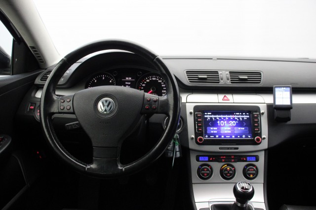 VOLKSWAGEN PASSAT 2.0 TDI Comfortline - , Autobedrijf Zieleman, Nieuwleusen