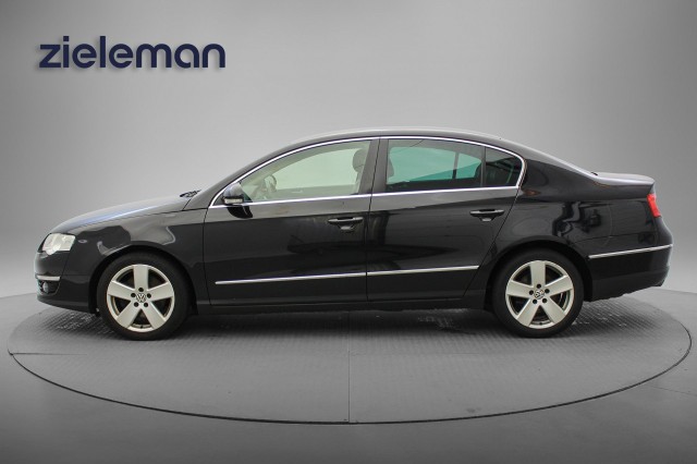 VOLKSWAGEN PASSAT 2.0 TDI Comfortline - , Autobedrijf Zieleman, Nieuwleusen