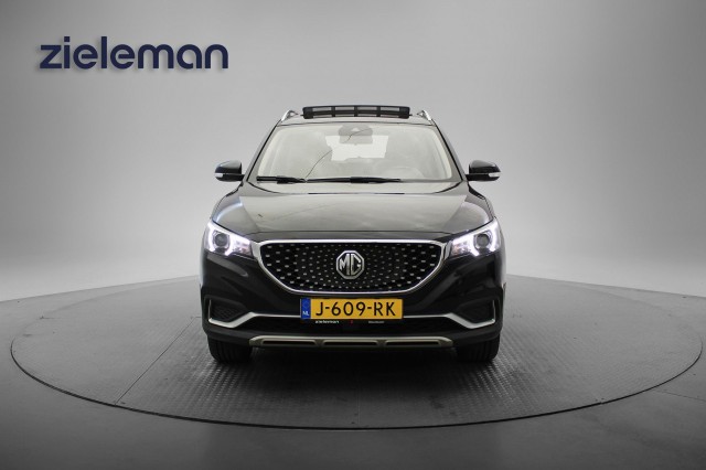 MG ZS Luxury 45 kWh - , Autobedrijf Zieleman, Nieuwleusen