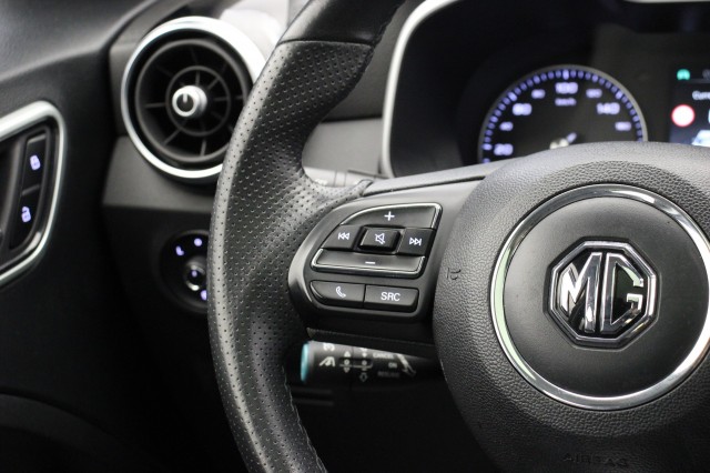 MG ZS Luxury 45 kWh - , Autobedrijf Zieleman, Nieuwleusen