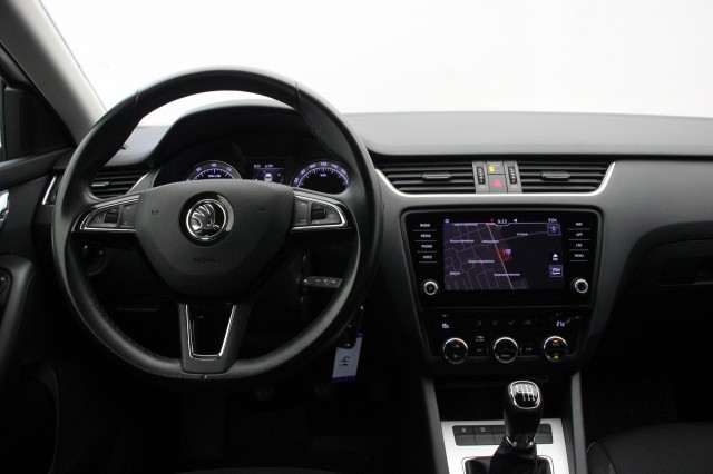 SKODA OCTAVIA Combi 1.0 TSI Greentech Business Edition - Carplay, Cruise, PDC, Clima, Autobedrijf Zieleman, Nieuwleusen