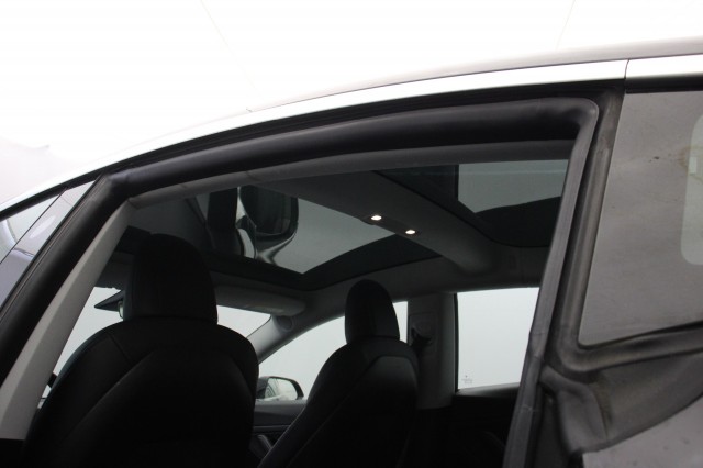 TESLA MODEL 3 Standard RWD Plus 60 kWh - , Autobedrijf Zieleman, Nieuwleusen