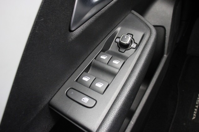 OPEL ASTRA 1.2 Business Edition - , Autobedrijf Zieleman, Nieuwleusen