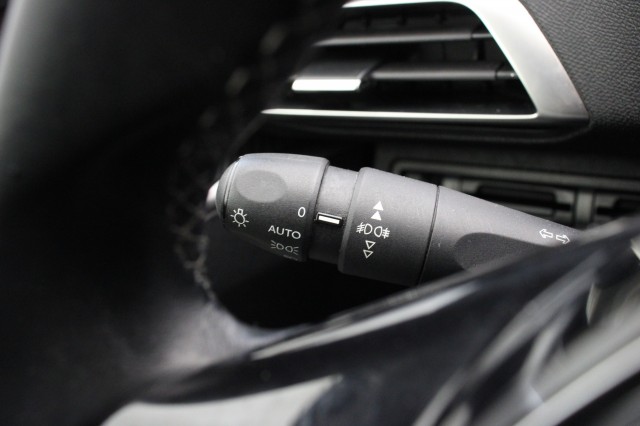 PEUGEOT 3008 1.2 PureTech AGC Allure - , Autobedrijf Zieleman, Nieuwleusen