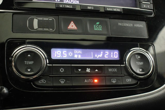 MITSUBISHI OUTLANDER 2.0 PHEV Instyle+ - , Autobedrijf Zieleman, Nieuwleusen
