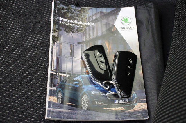 SKODA OCTAVIA Combi 1.0 TSI Ambition - , Autobedrijf Zieleman, Nieuwleusen